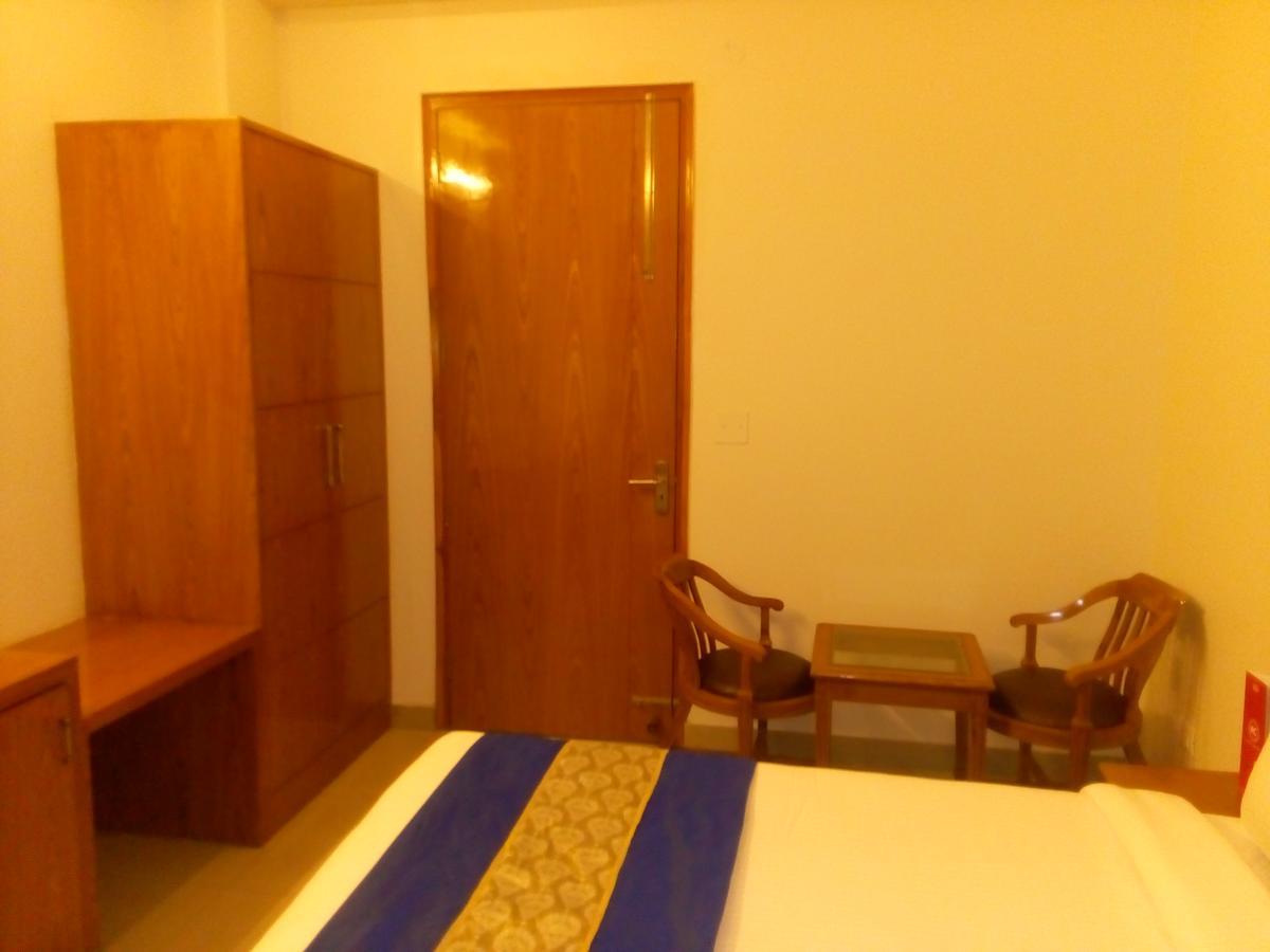 Red Carpet Hotels Noida Exterior foto